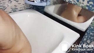 Клизьма в ванной 2