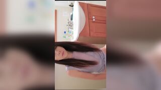 Asian girl pooping - video 6