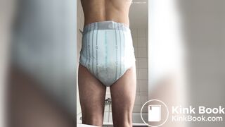 Presenting my messy diaper butt - Full Vid