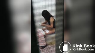 Toilet KOR pooping and shower
