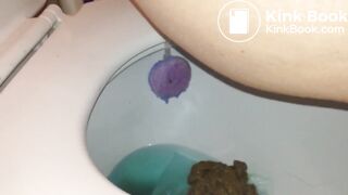 Great sounds of a teen pooping