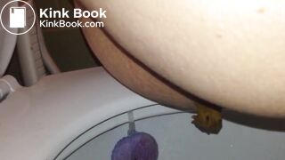 Great sounds of a teen pooping