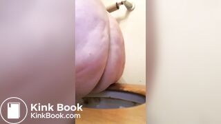 Bbw pooping naked on toilet