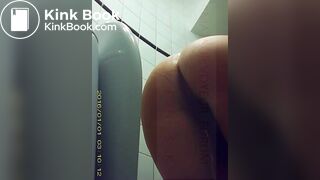 pooping and pissing woman in toilet, pooping at 31.11