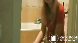 Simona destroy the toilet