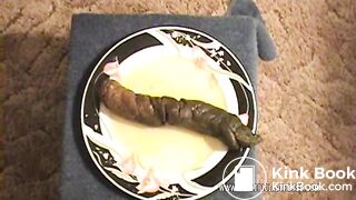 Another Big turd from a sexy milf's ass - video 6