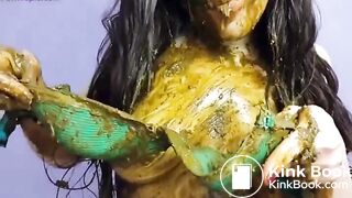 sexy Russian poops and pees - video 8