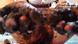 Sweet Teen Blond poops in her panties