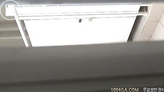 korean toilet voyeur 3 - video 2
