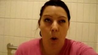 Two sexy brunette bbw pooping on the toilet