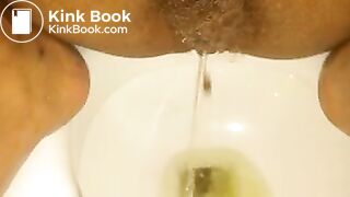 Ebony Ex Pooping & Pissing_1