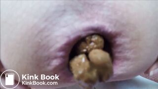 extremly close pooping footage - video 5