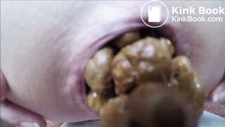 extremly close pooping footage - video 5