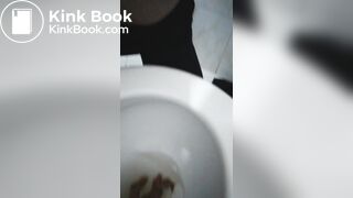 Colombian ebony sneaks away from family dinner to send me shit vid