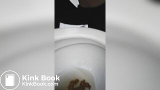 Colombian ebony sneaks away from family dinner to send me shit vid