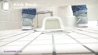 poop back shot - video 4