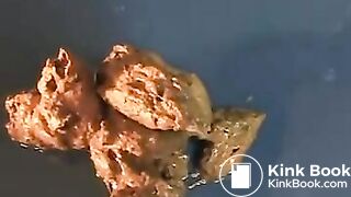 shitting girl - video 9