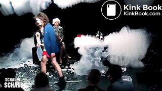 Performance art: Shitting on stage