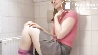 young sexy girl shit toilet