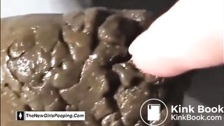 pretty girl shitting nice huge turd