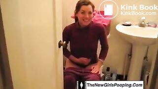 Girl farts and shits on the toilet