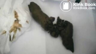 teen girl sexy pooping in floor