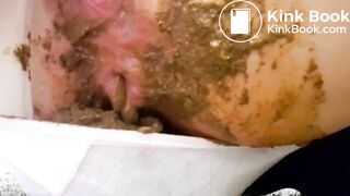 sexy blonde crapped - video 2