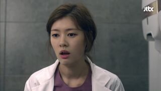 Korean girl in the man's toilet 2