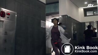 Korean girl in the man's toilet 2