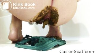 Lace Panty Poop - video 2