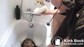 Toilet slave - video 31