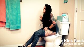 pretty pudgy girl has diarrhea