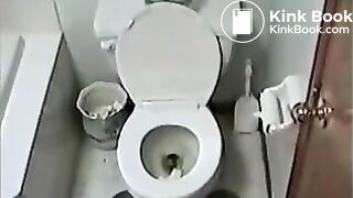 Sexy pooping - video 165