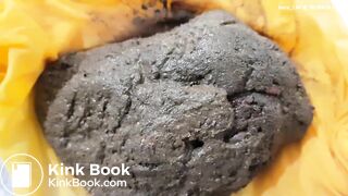 Shit Bulge In Yellow Nylon Tights