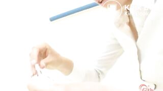 Japanese in glasses scat