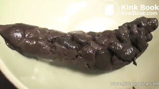 Sexy pooping - video 139