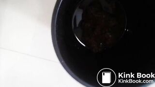 sexy naked blonde pooping and peeing