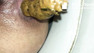 MORNING POOP TOILET - video 2
