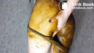 sexy Russian shitting and pissing - video 5