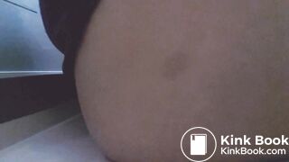 Girl pooping 2 - video 5