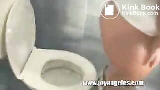 sexy blonde shits - video 5