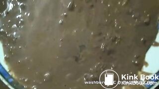 Diarrhea shat from woman onto plate