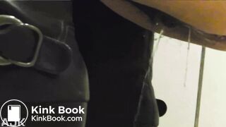 Chinese girl pooping 01