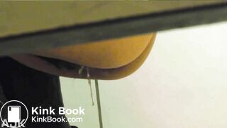 Chinese girl pooping 01