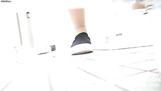 toilet break for poop