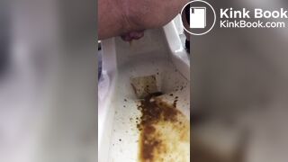 School toilet shiiting