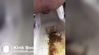 School toilet shiiting