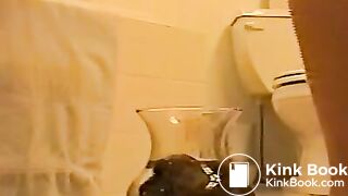 Sexy pooping - video 160