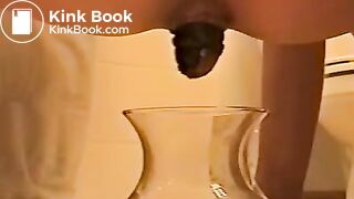 Sexy pooping - video 160