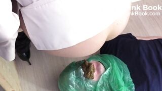 Huge diarrhea in mouth